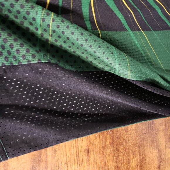 2003 The Hulk Shirt Green Gold Movie NTD Marvel Official Polyester Men's Medium - Picture 9 of 16